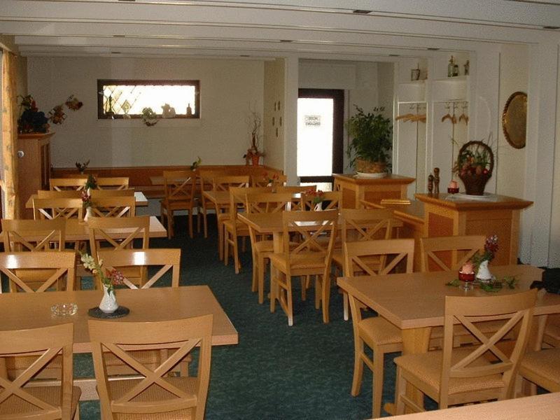 Hotel Koch Maingau Obertshausen Ngoại thất bức ảnh