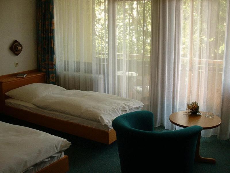 Hotel Koch Maingau Obertshausen Phòng bức ảnh